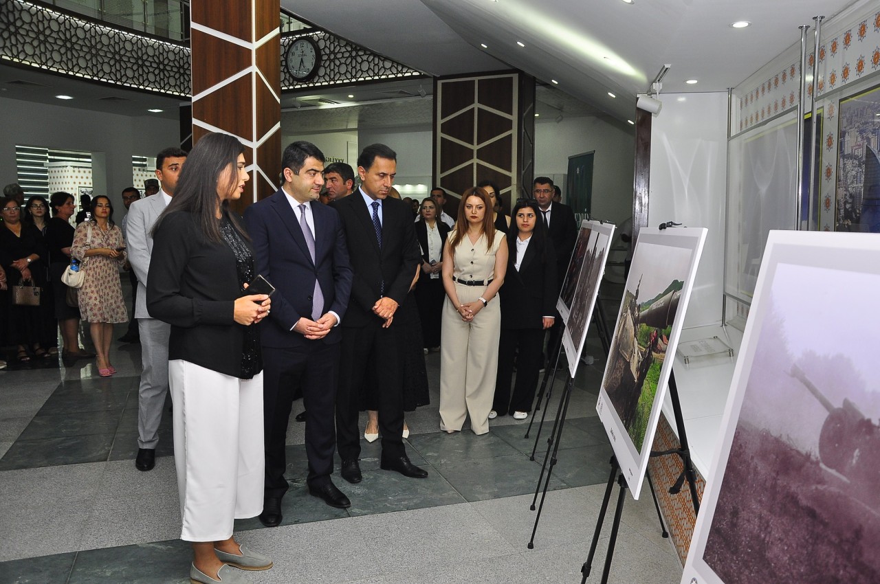 Ağstafada "Zəfərin Ruhu" adlı səyyar rəsm və foto sərgisinin açılışı oldu - FOTOLAR